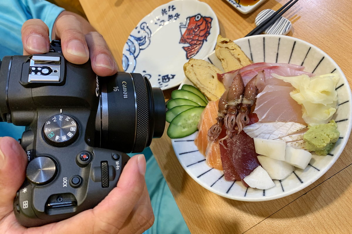 (映像分享) 一手掌握遼闊海天一色in屏東小琉球 feat. Canon RF16mm f/2.8 STM & Canon EOS R6